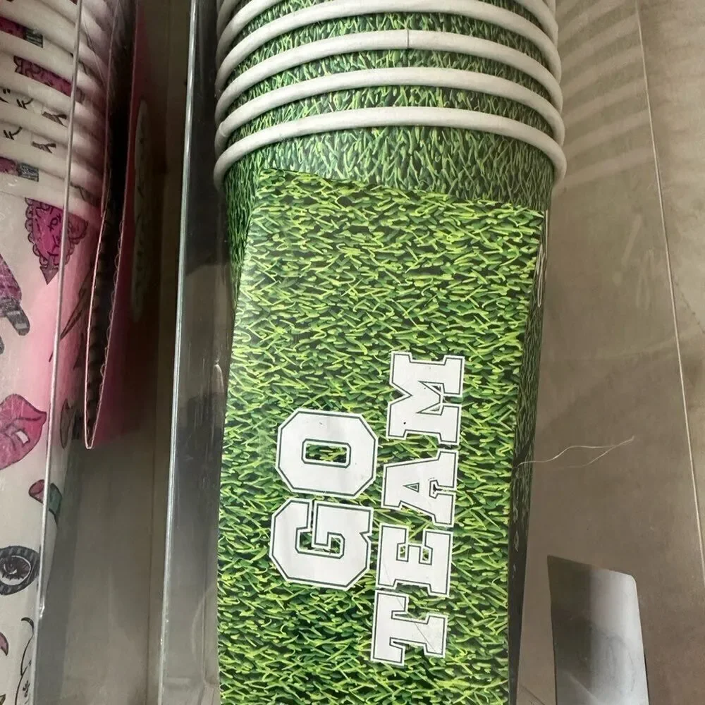 NWT (3) Sets Betsey Johnson To-Go Coffee Cups 10 count with sleeves and lids.